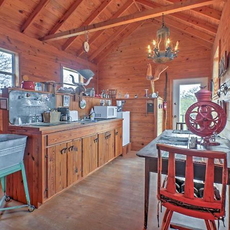 Ark Bunkhouse Fredericksburg Hideaway With Hot Tub Villa Eksteriør bilde