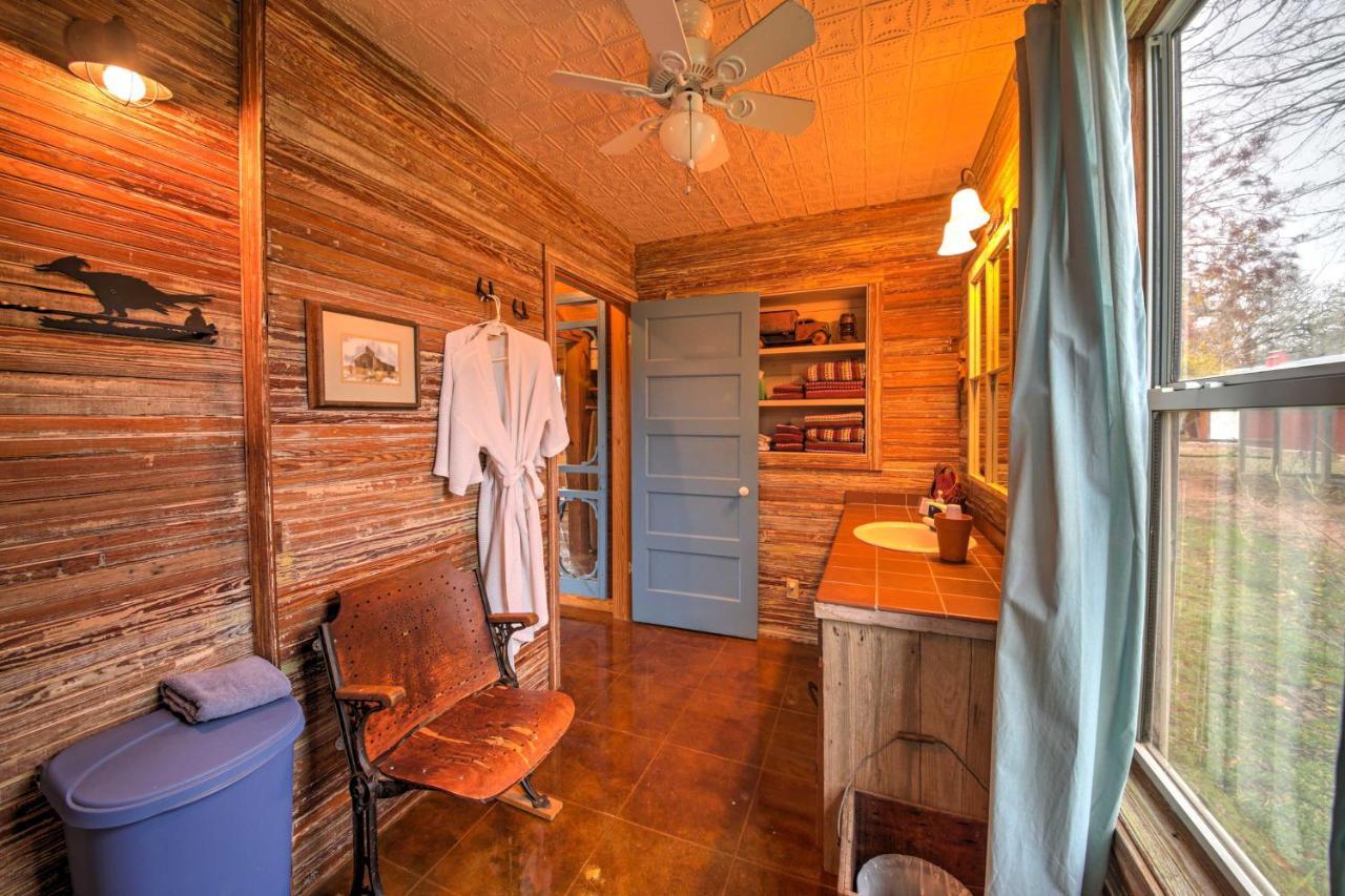 Ark Bunkhouse Fredericksburg Hideaway With Hot Tub Villa Eksteriør bilde