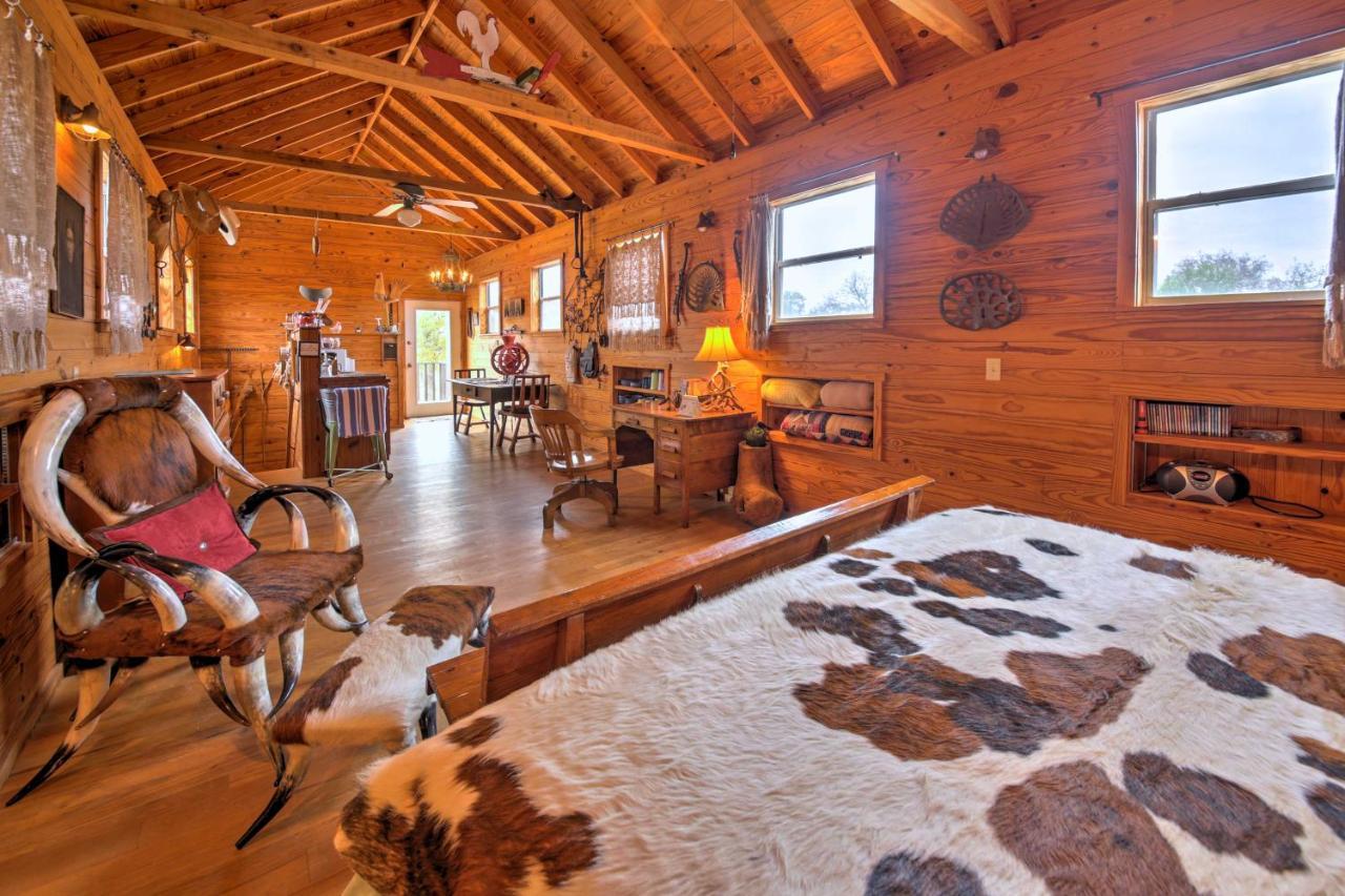 Ark Bunkhouse Fredericksburg Hideaway With Hot Tub Villa Eksteriør bilde