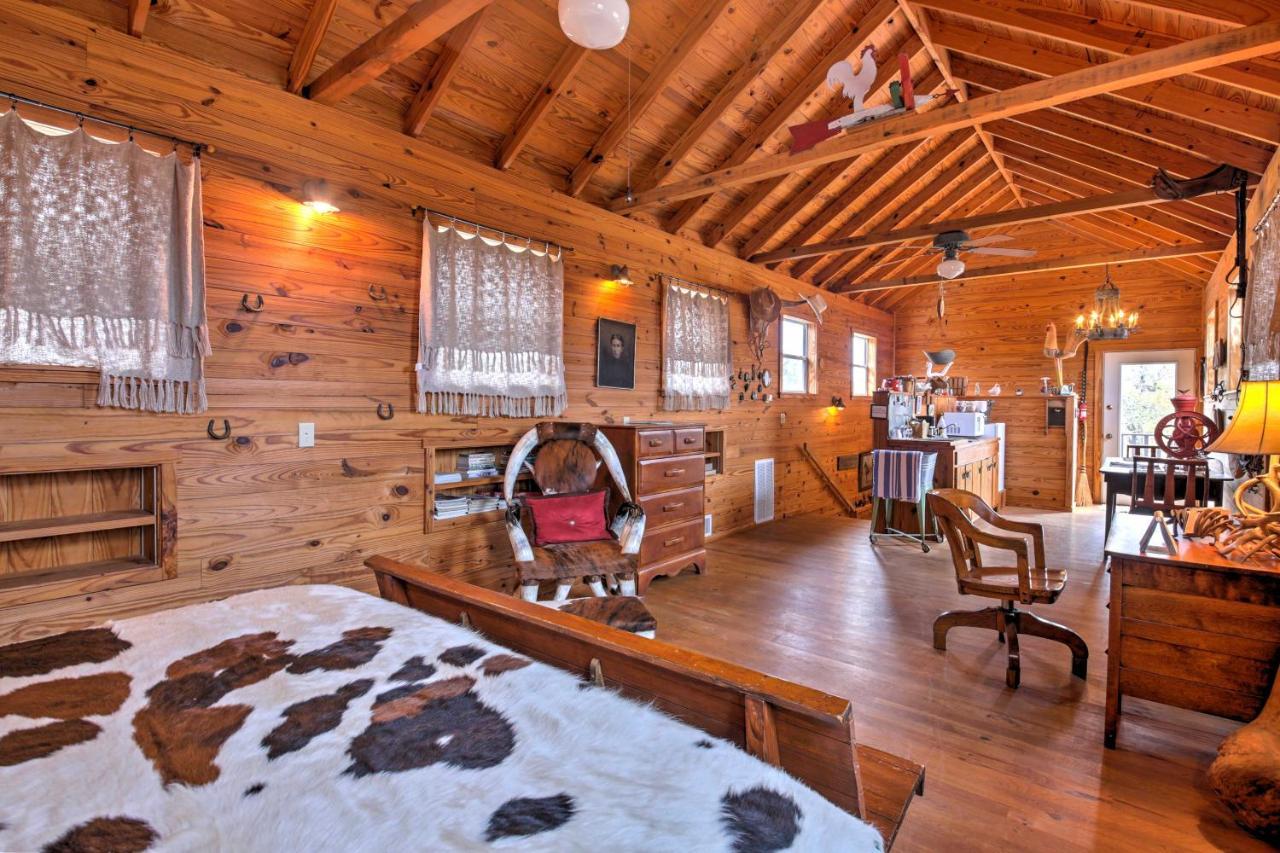 Ark Bunkhouse Fredericksburg Hideaway With Hot Tub Villa Eksteriør bilde